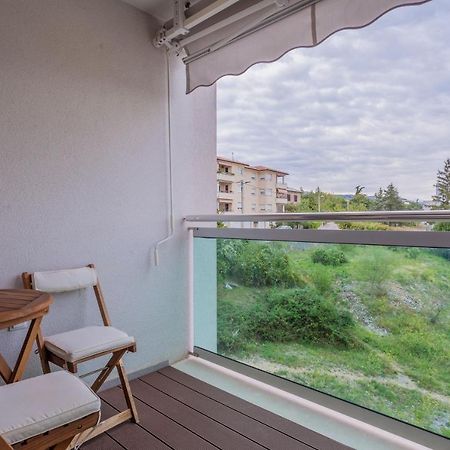 Apartman Laura ริเยกา ภายนอก รูปภาพ
