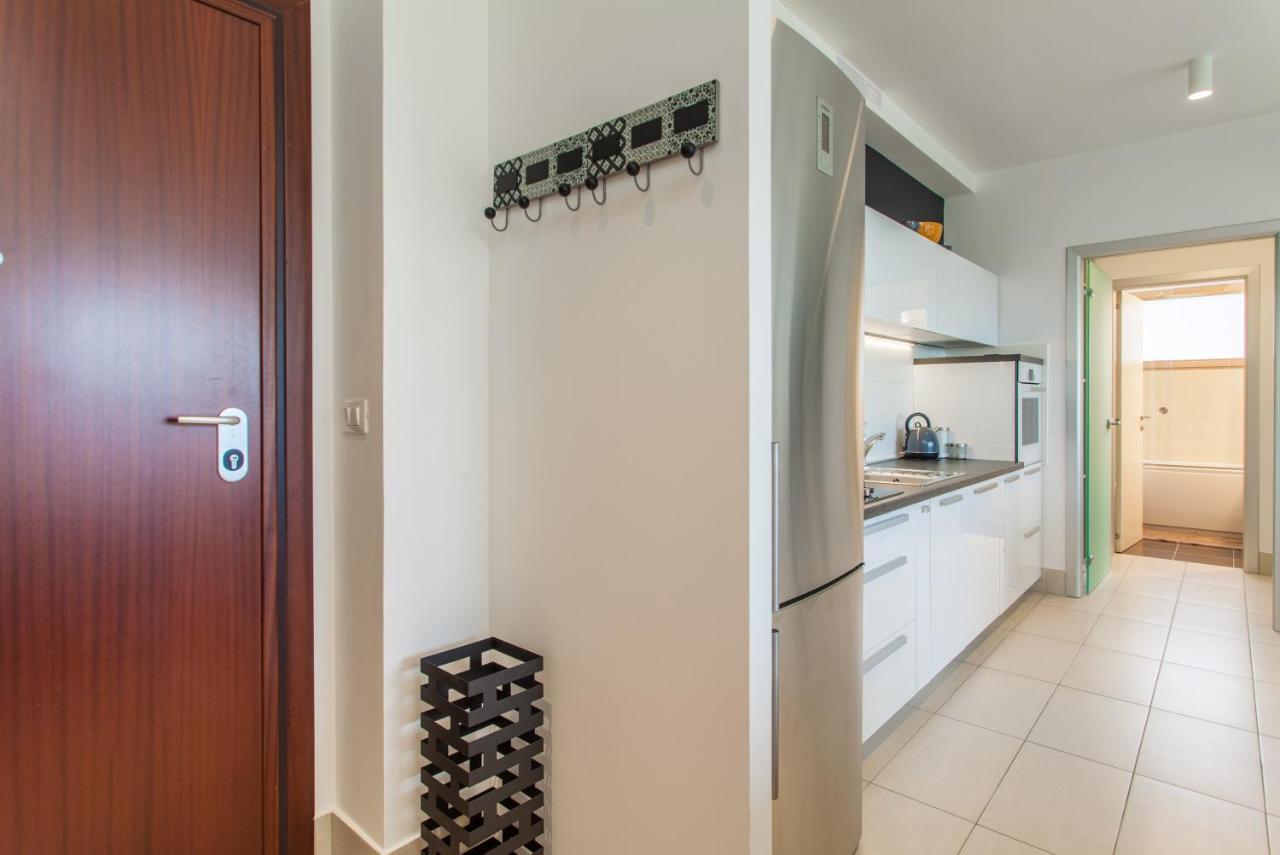 Apartman Laura ริเยกา ภายนอก รูปภาพ