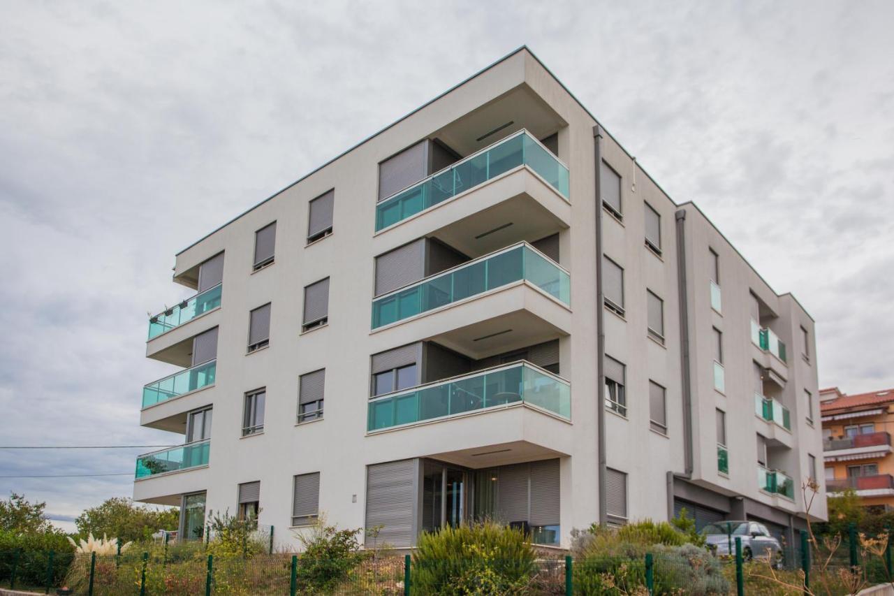 Apartman Laura ริเยกา ภายนอก รูปภาพ
